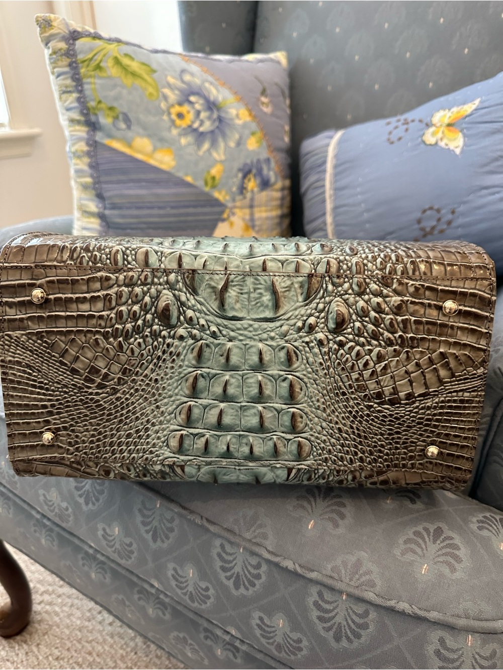 Brahmin Bluebell Ombre Large Caroline Satchel with Gold Hardware VGUC - Picture 8 of 14